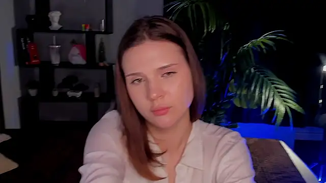 LisaBaillea online show from 03.09.25