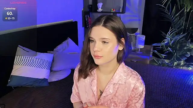 LisaBaillea online show from 03.14.25