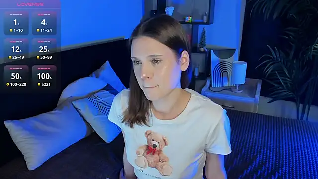 LisaBaillea online show from 03.17.25