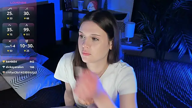 LisaBaillea online show from 03.22.25