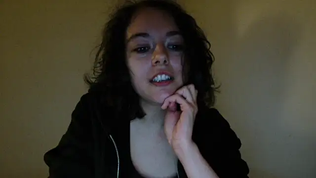 Snapshot of Saysay-7 chatting on 10.16.25 Saysay-7 online show from 10.16.25