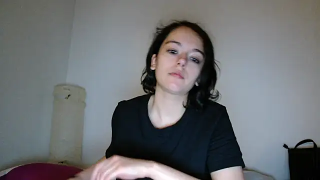 Snapshot of Saysay-7 chatting on 10.17.25 Saysay-7 online show from 10.17.25