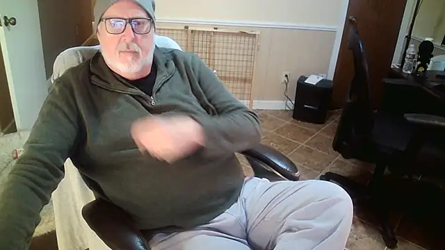 superbearboss online show from 12.04.25