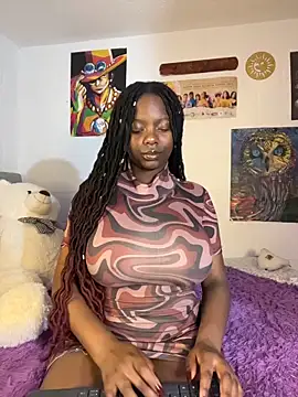 Snapshot of Kennya__ chatting on 11.06.25 Kennya online show from 11.06.25