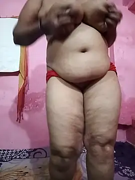 Snapshot of Rashmi_Rai chatting on 03.10.25 Rashmi Rai online show from 03.10.25
