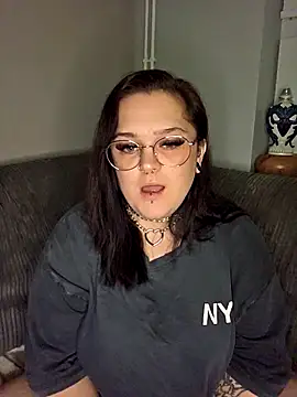 Saucy-Serenity online show from 10.16.25