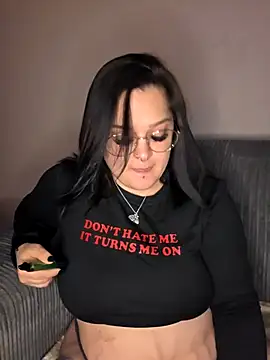 Saucy-Serenity online show from 11.08.25