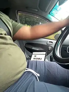 Snapshot of dam-her-boy chatting on 09.19.25 dam-her-boy online show from 09.19.25