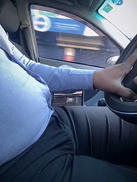 Snapshot of dam-her-boy chatting on 10.09.25 dam-her-boy online show from 10.09.25