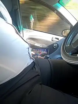 Snapshot of dam-her-boy chatting on 10.10.25 dam-her-boy online show from 10.10.25