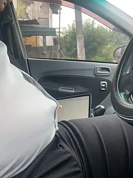 Snapshot of dam-her-boy chatting on 10.15.25 dam-her-boy online show from 10.15.25