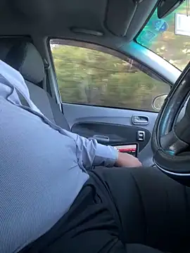 Snapshot of dam-her-boy chatting on 10.30.25 dam-her-boy online show from 10.30.25