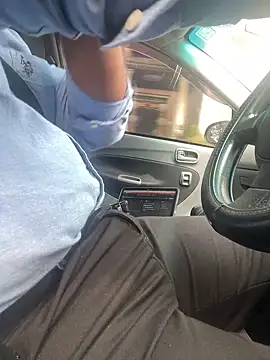 Snapshot of dam-her-boy chatting on 02.03.26 dam-her-boy online show from 02.03.26