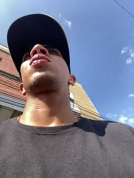 Monkey uchiha777 online show from 12.21.25