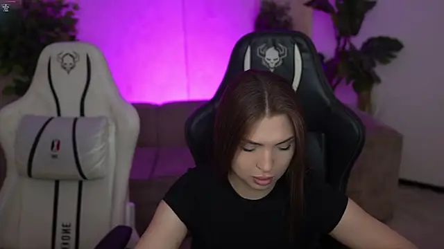 Snapshot of Billie054 chatting on 09.23.25 Billie054 online show from 09.23.25