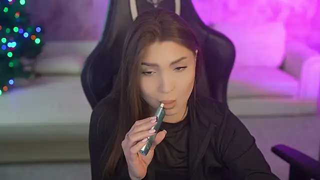 Billie054 online show from 12.18.25