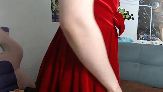 Amala Hott online show from 09.26.25