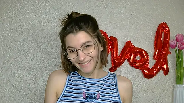 Snapshot of luna_Gharming chatting on 03.09.25 luna Gharming online show from 03.09.25