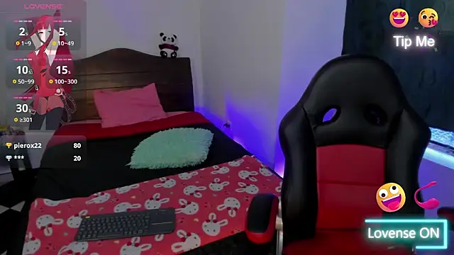 Snapshot of vella_sex chatting on 10.28.25 vella sex online show from 10.28.25