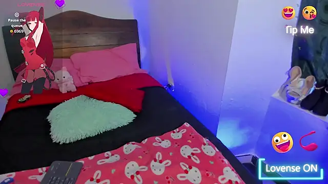 Snapshot of vella_sex chatting on 11.08.25 vella sex online show from 11.08.25