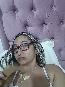 AlessandraLeroy online show from 01.08.26