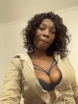 Snapshot of Nahomy_gree chatting on 03.11.25 Nahomy gree online show from 03.11.25