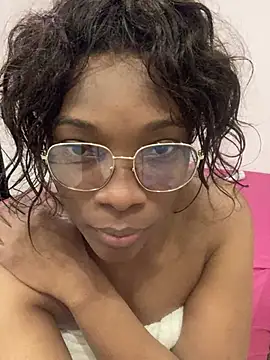 Snapshot of Nahomy_gree chatting on 03.14.25 Nahomy gree online show from 03.14.25