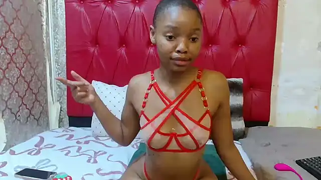 BondiBitch online show from 12.16.25