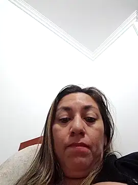 Luna-nevada online show from 10.15.25