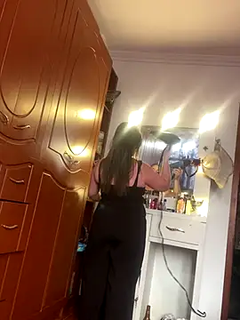 Snapshot of Luna-nevada chatting on 01.05.26 Luna-nevada online show from 01.05.26