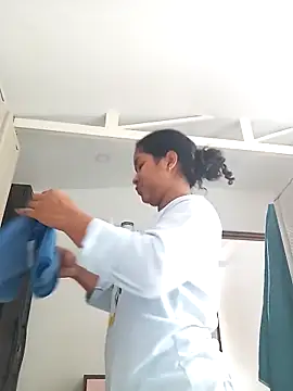 Snapshot of Paula6Colombia chatting on 03.15.25 Paula6Colombia online show from 03.15.25