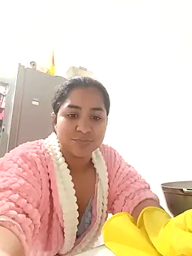 Snapshot of Paula6Colombia chatting on 09.20.25 Paula6Colombia online show from 09.20.25