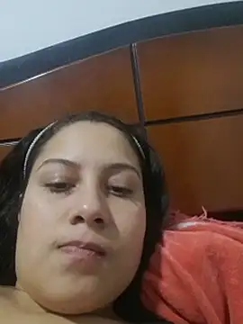 esmeralda jadees online show from 03.10.25