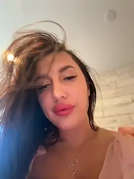 AleksandraRich online show from 10.18.25