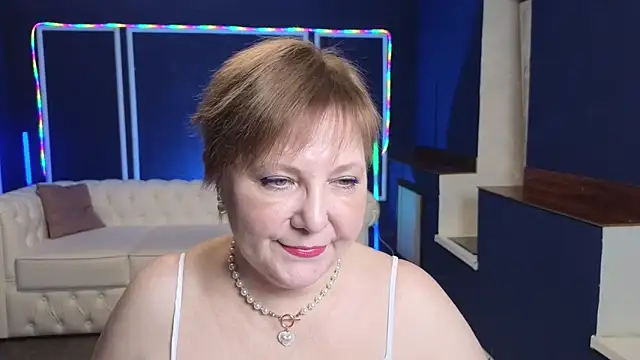 Kira Kenet online show from 03.14.25