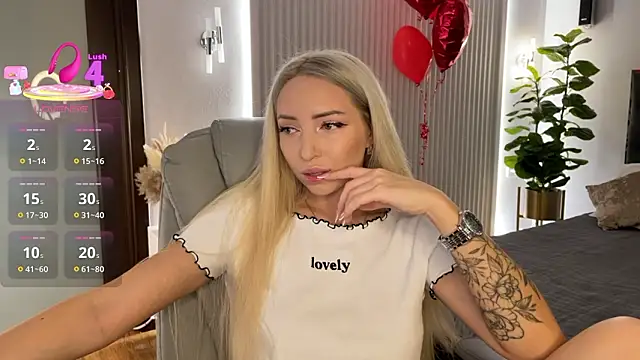 Snapshot of OhMyEmma chatting on 02.18.26 OhMyEmma online show from 02.18.26