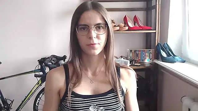 love megi online show from 06.04.26