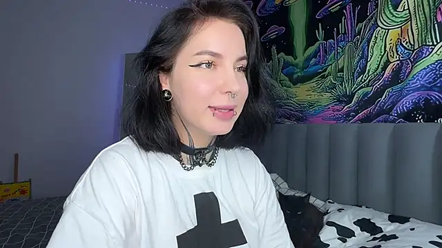 Snapshot of yourvodka chatting on 10.03.25 yourvodka online show from 10.03.25