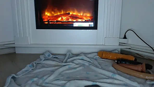 Snapshot of ElssaRush chatting on 11.02.25 ElssaRush online show from 11.02.25