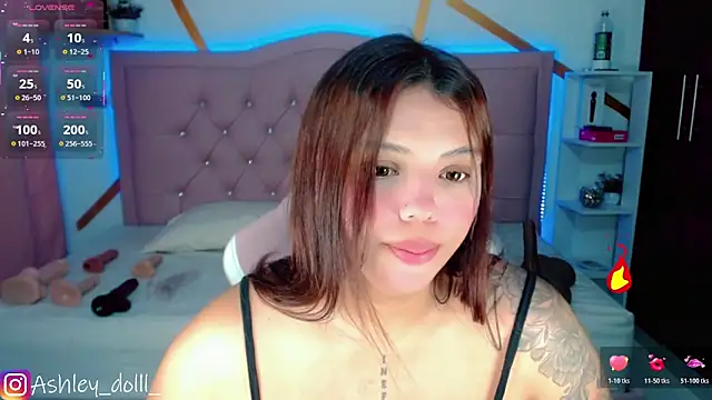 Snapshot of Ashley_dolll chatting on 10.24.25 Ashley dolll online show from 10.24.25