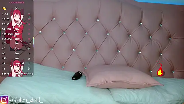 Snapshot of Ashley_dolll chatting on 11.10.25 Ashley dolll online show from 11.10.25