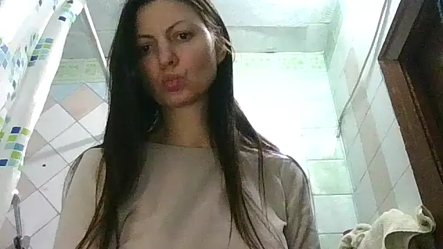 Snapshot of AliseWats chatting on 03.01.26 AliseWats online show from 03.01.26