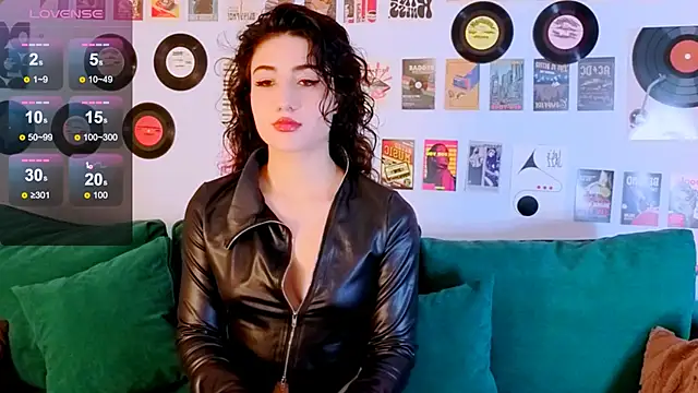 Maya Rogerss online show from 05.04.26