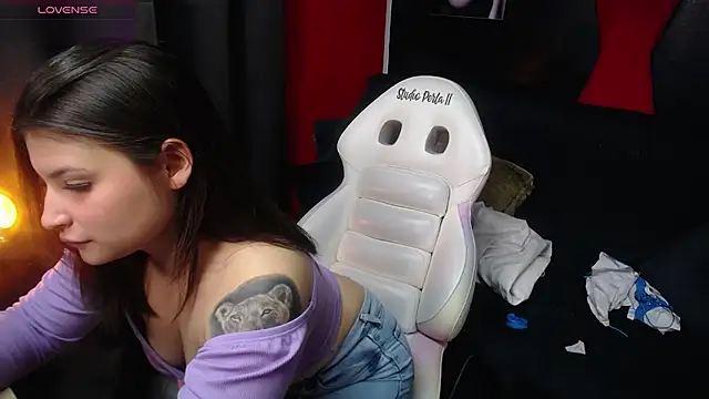 Snapshot of sweet__thang chatting on 03.21.25 sweet thang online show from 03.21.25