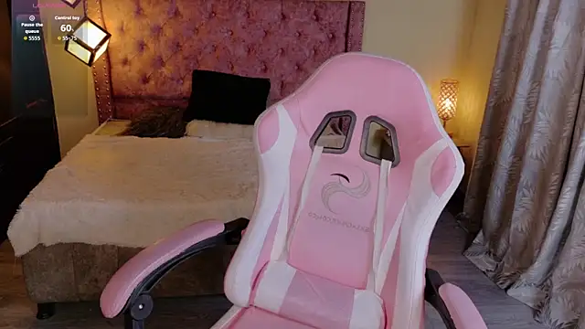 Snapshot of sweet__thang chatting on 09.25.25 sweet thang online show from 09.25.25