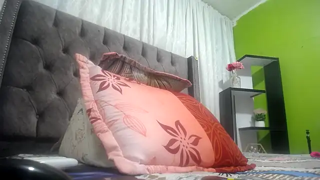 ANA-BULLOCK- online show from 09.14.25