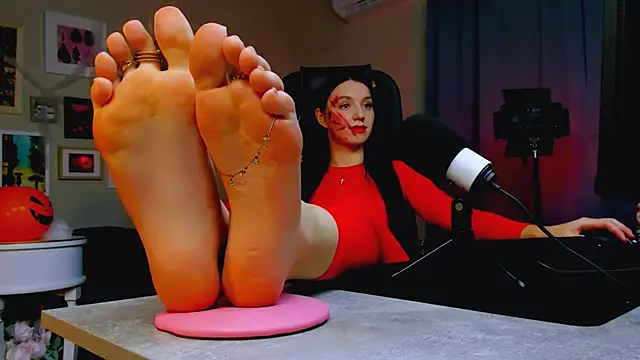 OlgaPetrova online show from 10.31.25