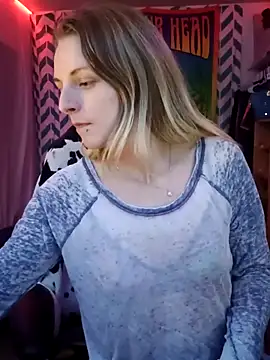 AlicePayne online show from 12.15.25