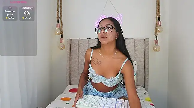 sofi grisaless online show from 03.20.25