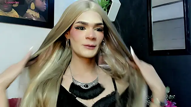AteneaTaylor online show from 03.20.25